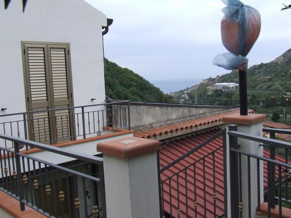 Relax Vista Eolie Apartment Piraino Exterior photo